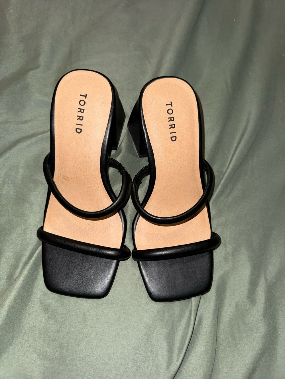 Size 8 WW Torrid Black Strappy Block Heel Sandals